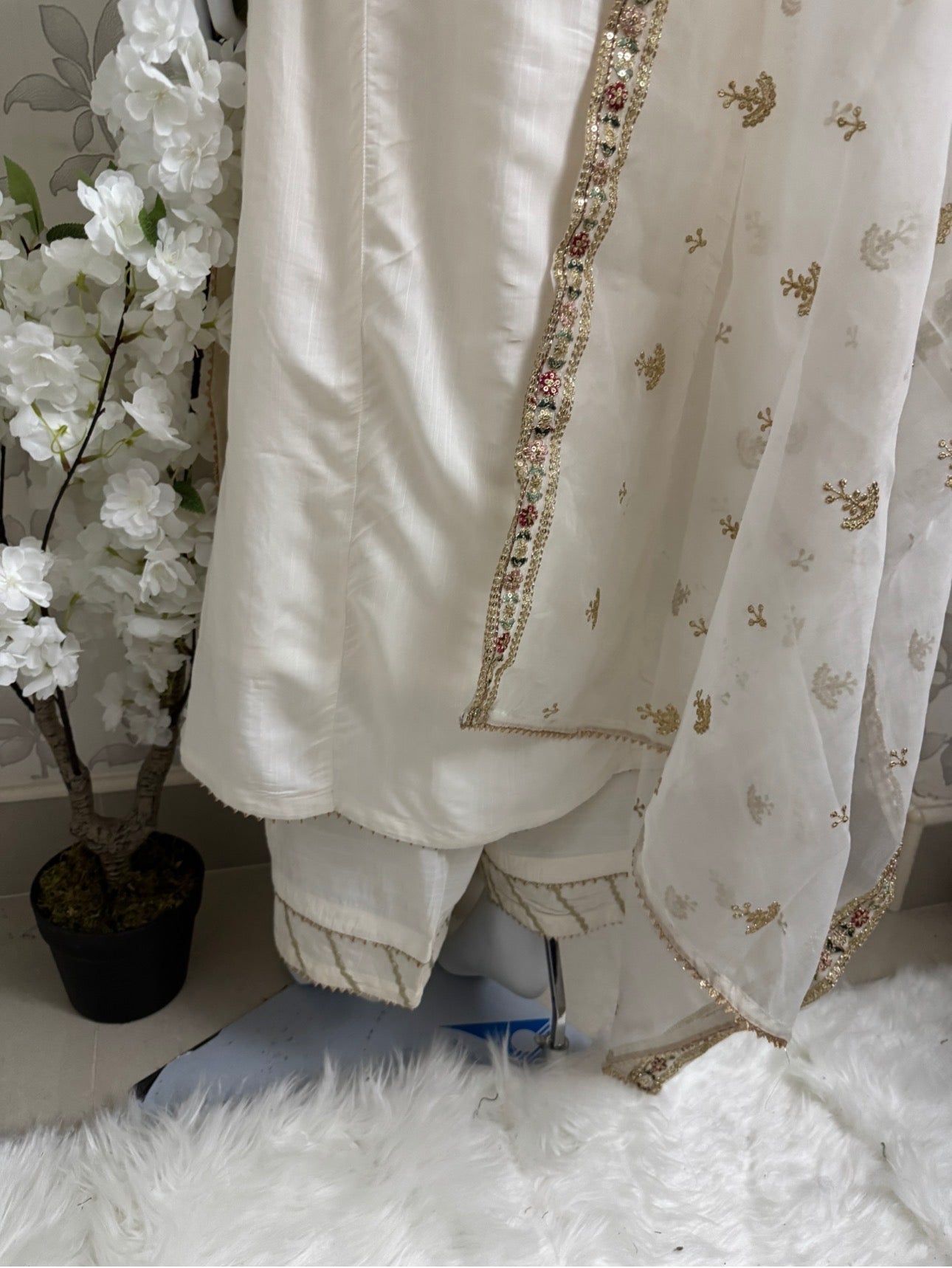 Ivory Cream Embroidered Pakistani 3 Piece Suit – Luxury Eid Festive Wear