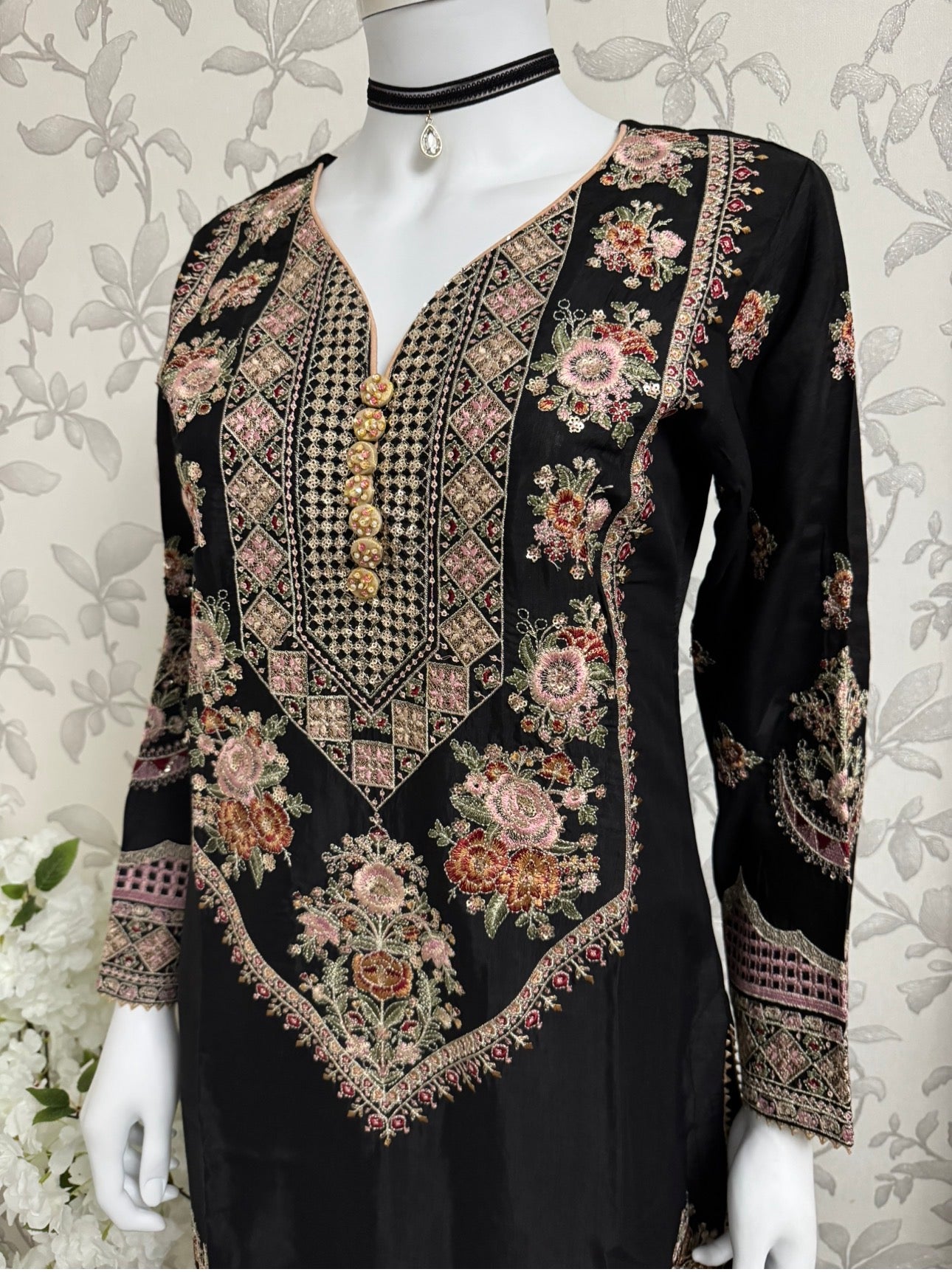 Black Embroidered Pakistani 3 Piece Suit – Luxury Eid Festive Wear