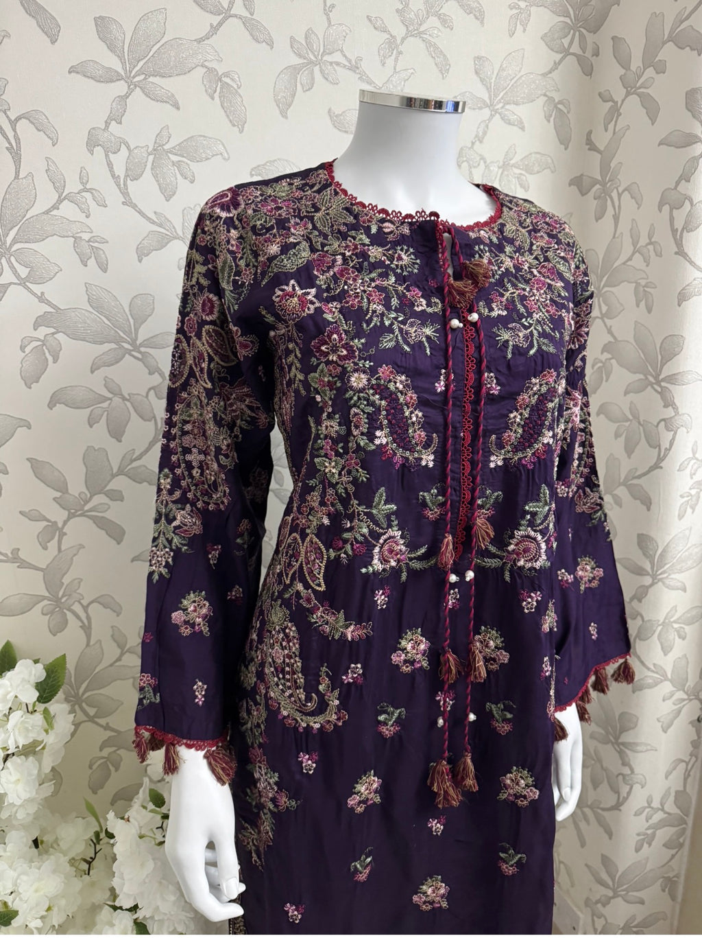 HUSN-E-EID Plum Purple Embroidered Luxury-3 Piece Suit