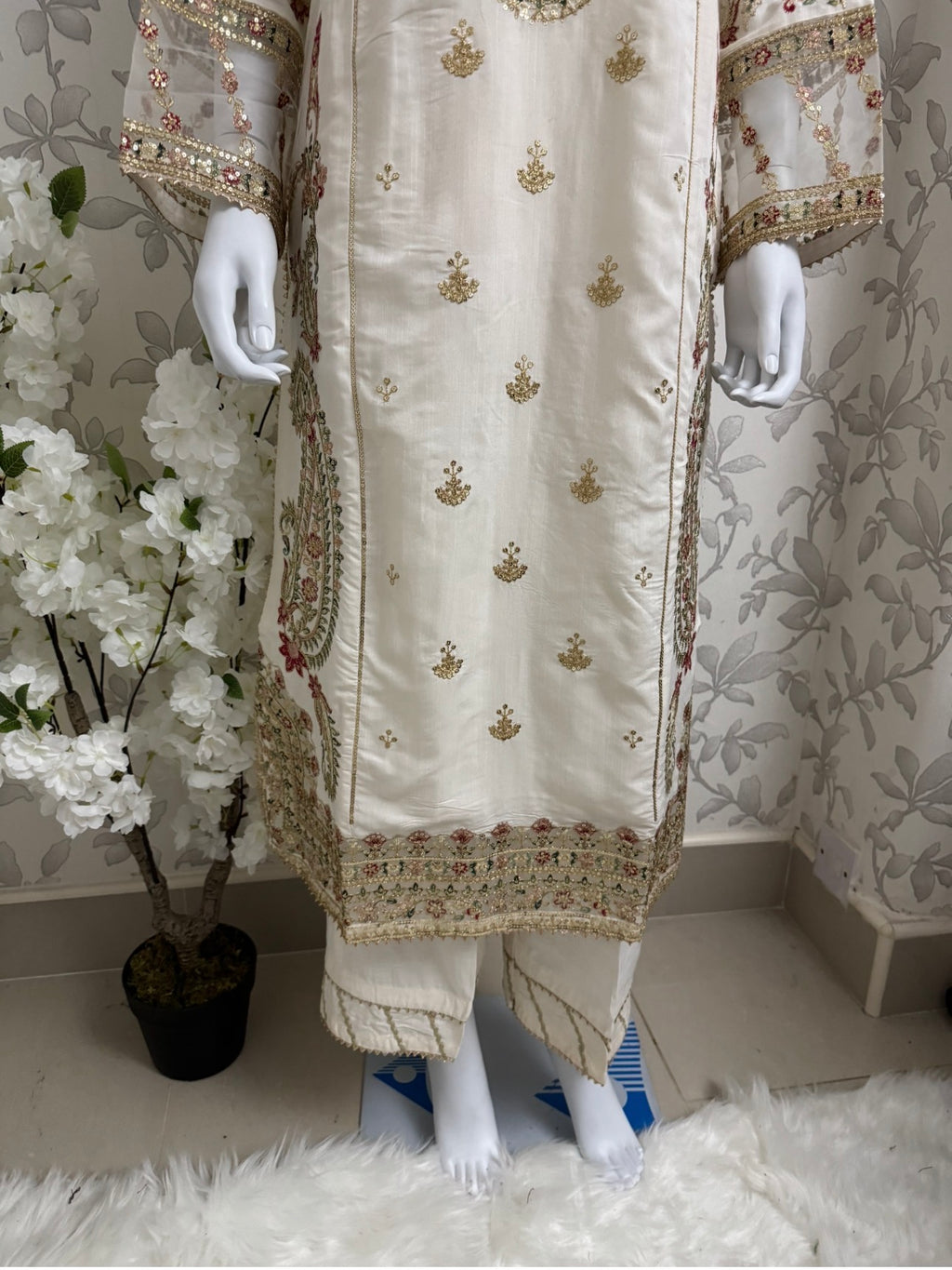 Ivory Cream Embroidered Pakistani 3 Piece Suit – Luxury Eid Festive Wear