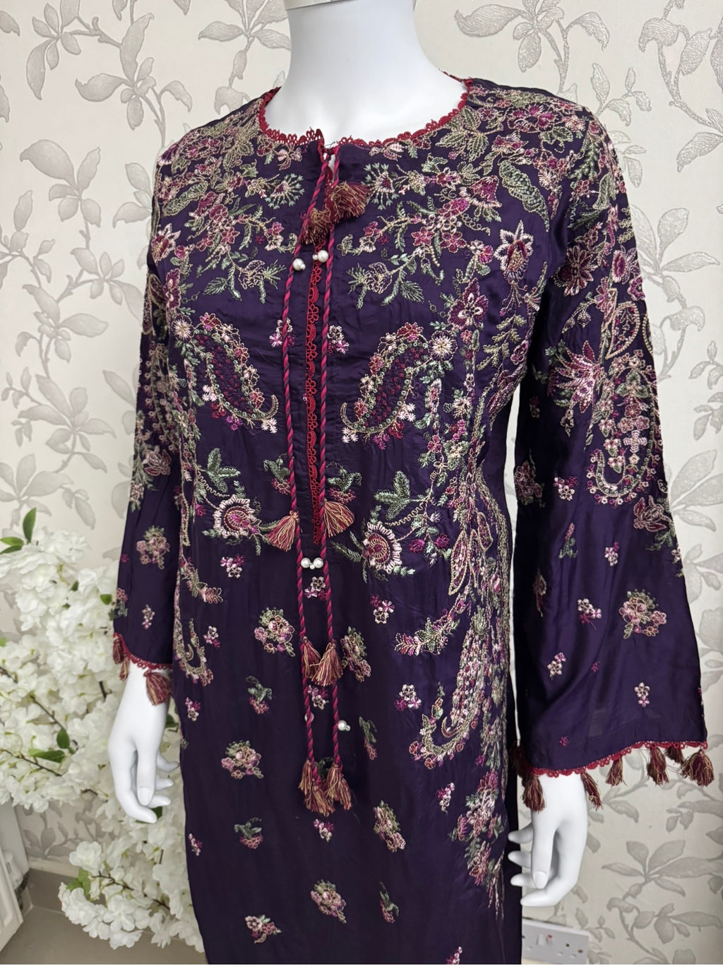 HUSN-E-EID Plum Purple Embroidered Luxury-3 Piece Suit