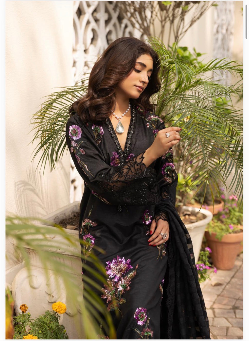 Black Floral Embroidered Pakistani 3 Piece Suit – Luxury silk Collection