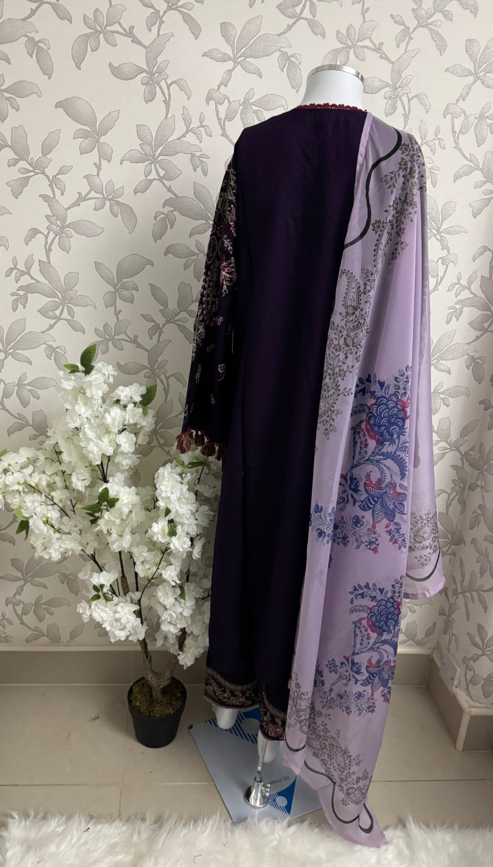 HUSN-E-EID Plum Purple Embroidered Luxury-3 Piece Suit