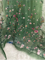 Emerald Green Embroidered Lawn Suit – Luxury Pakistani 3 Piece Set with Net Dupatta