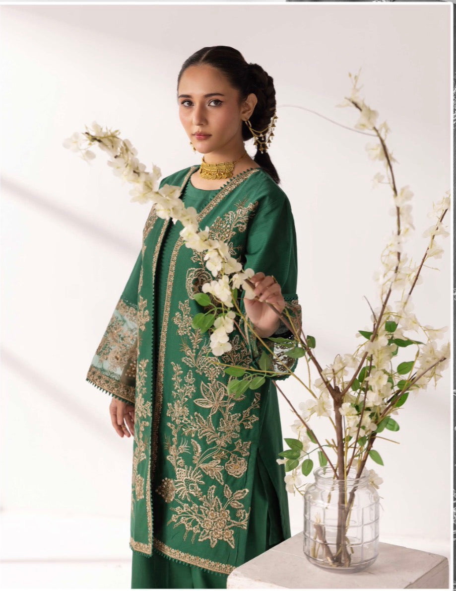 Khaddar Lux Premium Embroidered Suit – 4 Piece Collection