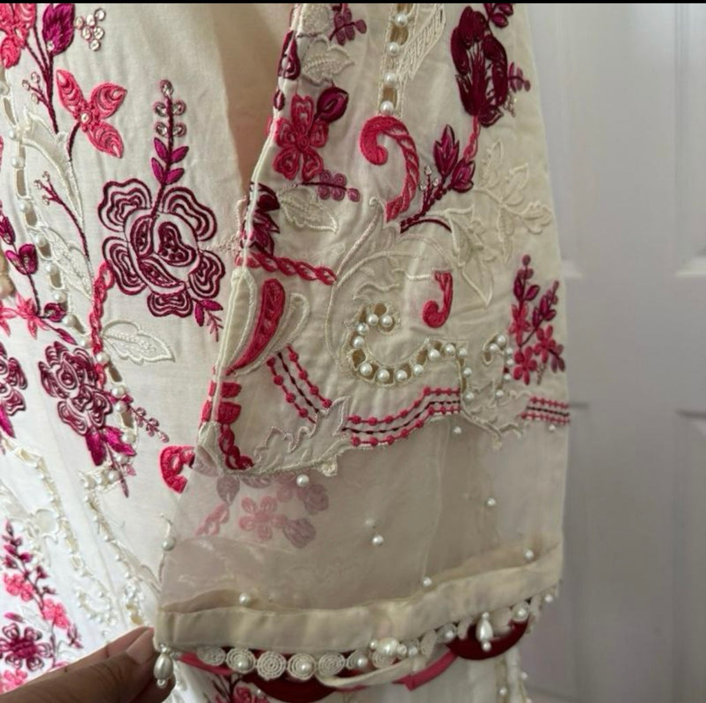 Rose Blossom Luxury Embroidered 3-Piece Suit
