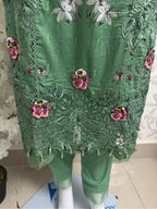 Emerald Green Embroidered Lawn Suit – Luxury Pakistani 3 Piece Set with Net Dupatta