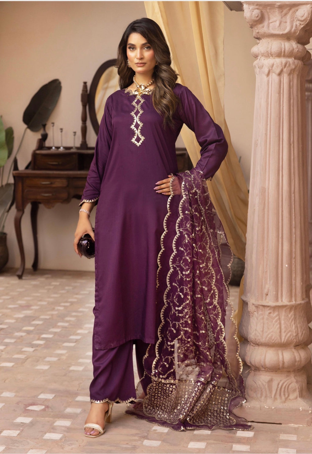 ALARA Luxury Embroidered Viscose with Soft Organza Dupatta-3 Piece suit