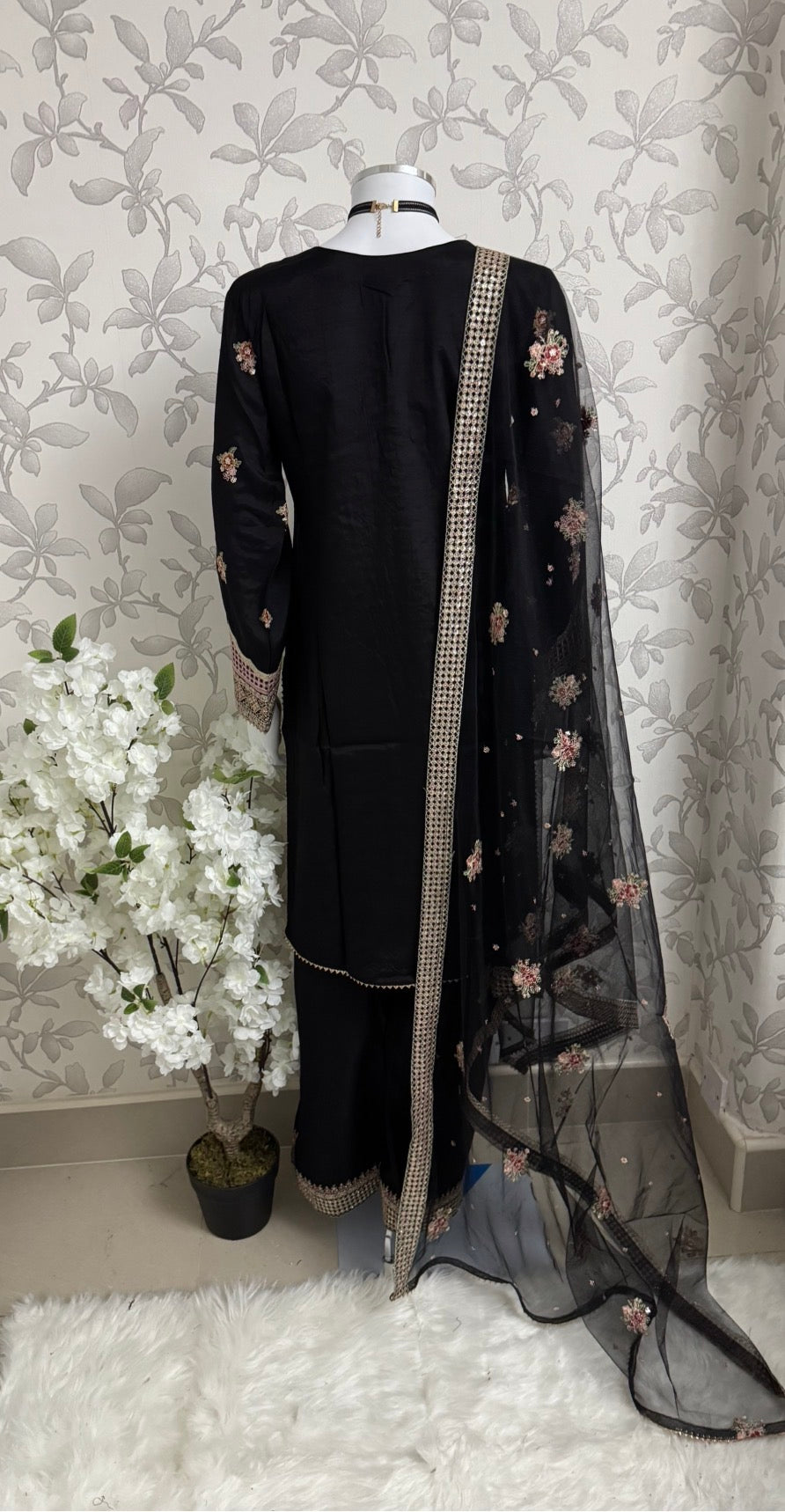 Black Embroidered Pakistani 3 Piece Suit – Luxury Eid Festive Wear