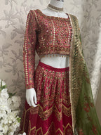 Pakistani Bridal Lehenga Choli – Fuchsia Pink Embroidered Wedding Dress with Green Organza Dupatta