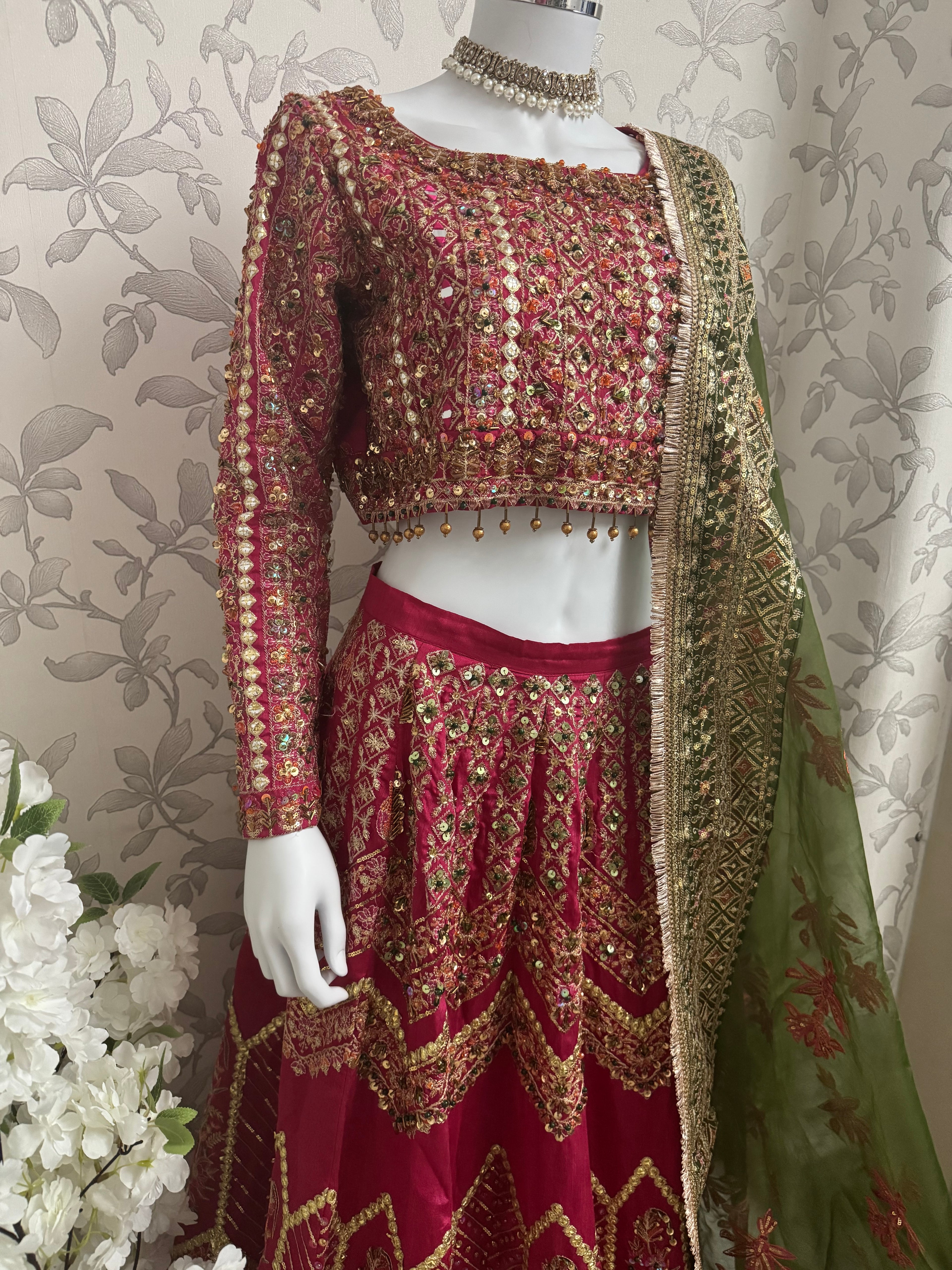 Pakistani Bridal Lehenga Choli – Fuchsia Pink Embroidered Wedding Dress with Green Organza Dupatta