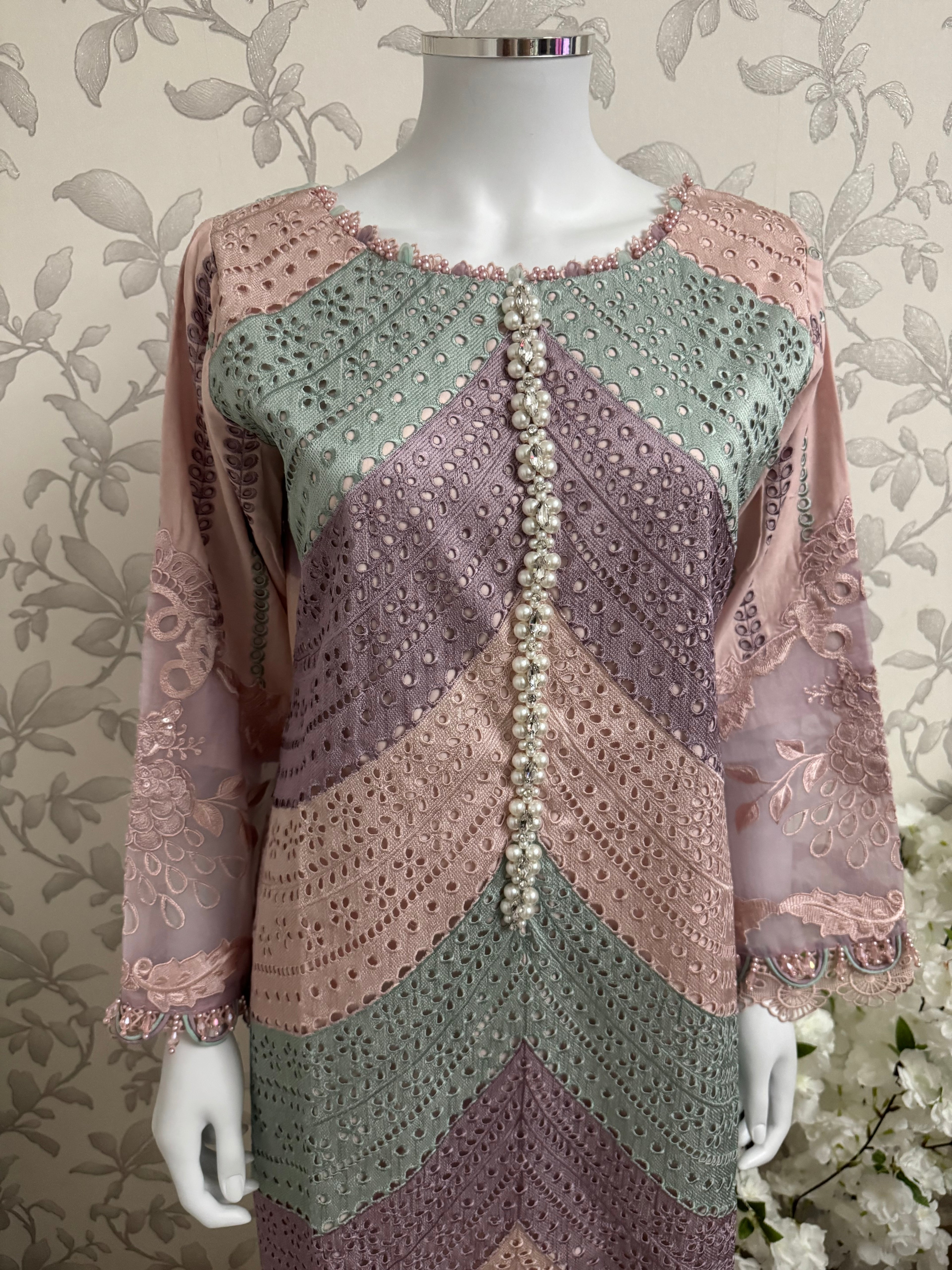 Pastel Bloom Luxury Lawn Suit – 3 Piece Collection