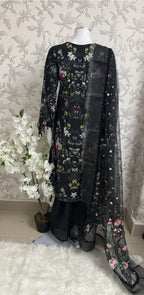 Black Floral Embroidered Lawn Suit – Luxury Pakistani 3 Piece Set with net Dupatta