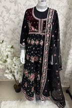 HUSN-E-EID Black Embroidered Maxi with Organza Duppatta -3 piece suit