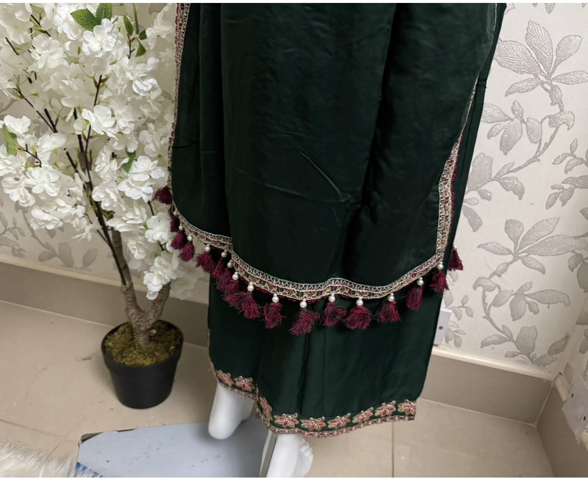 HUSN-E-EID Emerald green Embroidered -3 pieces Suit