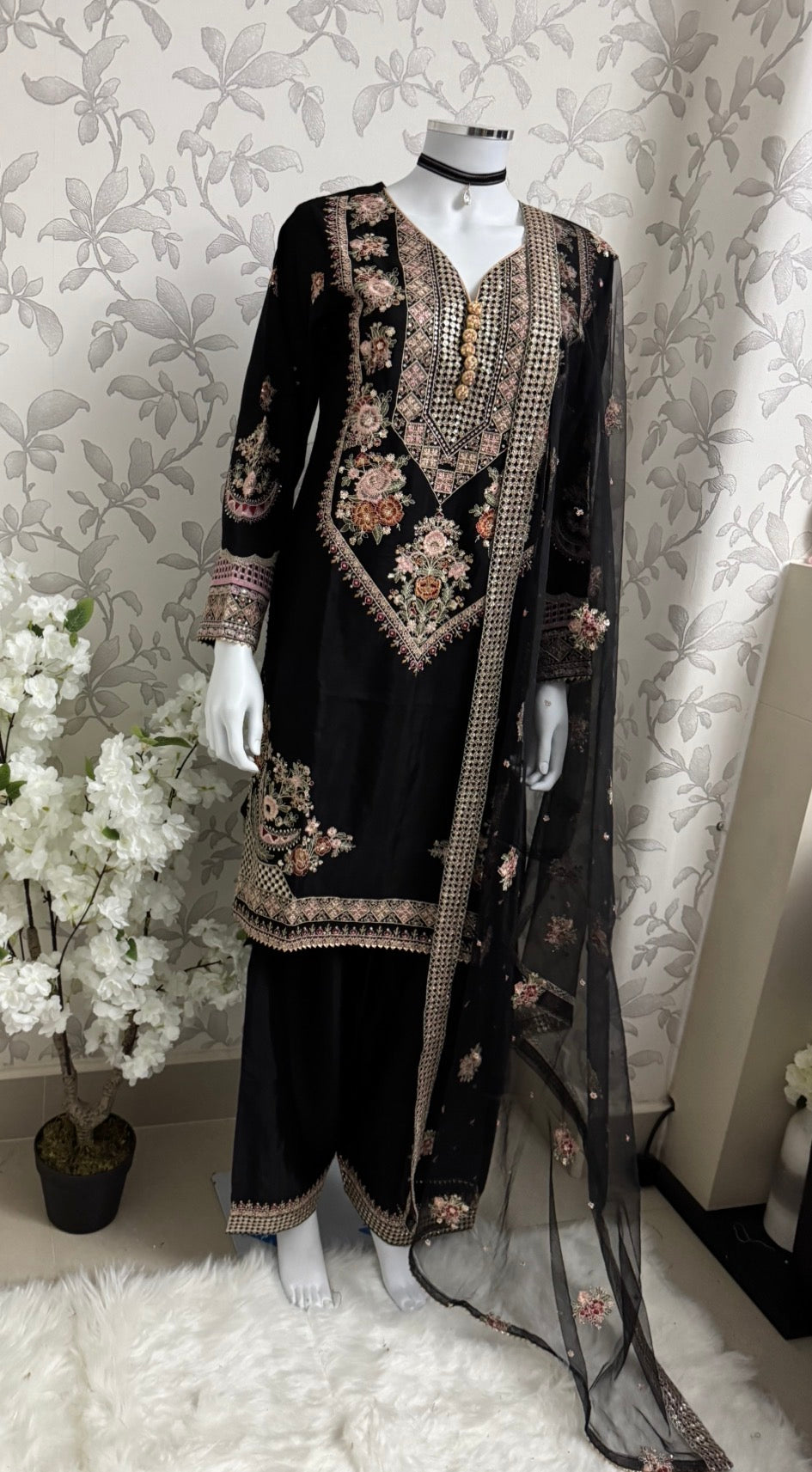 Black Embroidered Pakistani 3 Piece Suit – Luxury Eid Festive Wear