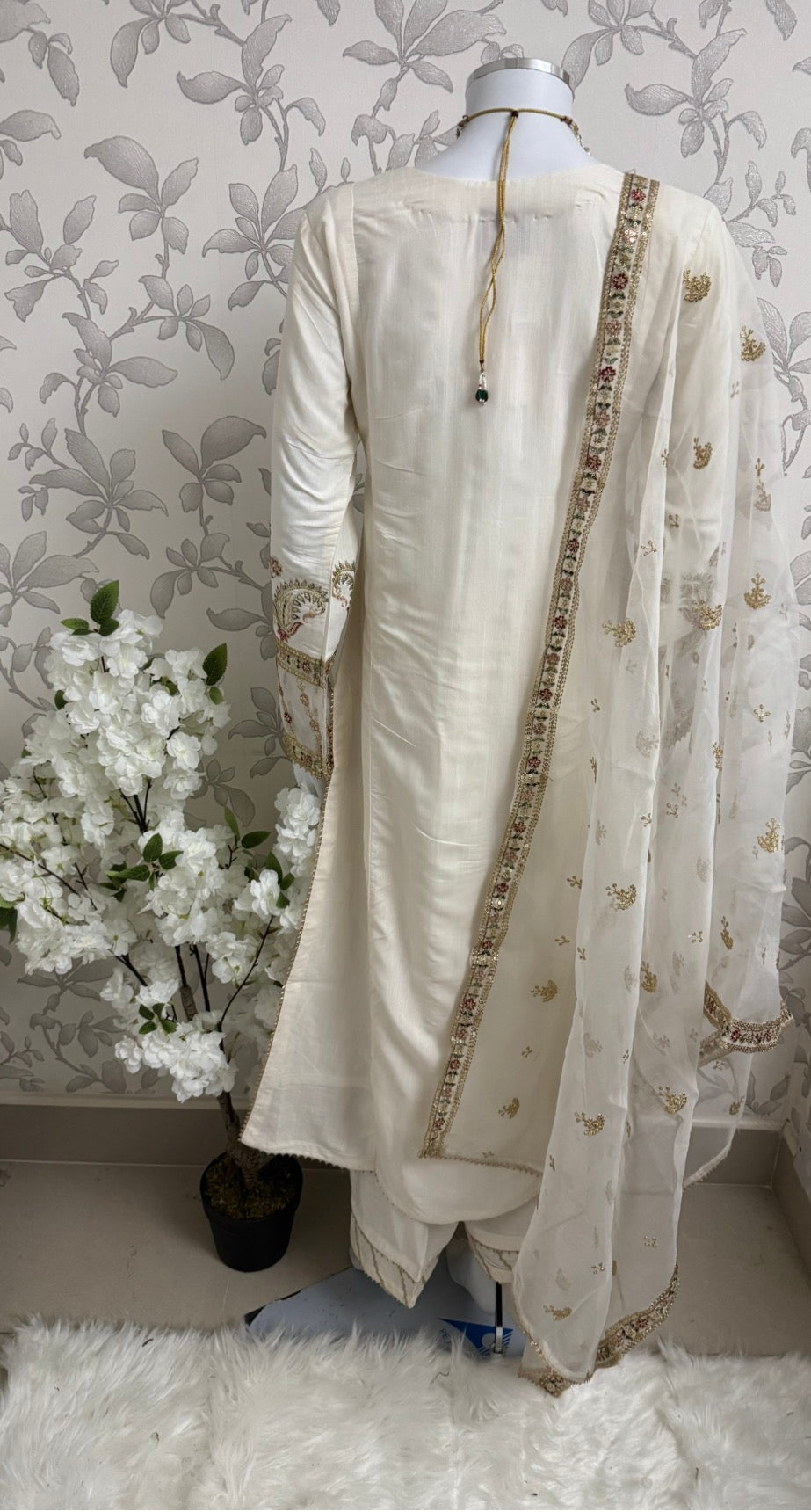 Ivory Cream Embroidered Pakistani 3 Piece Suit – Luxury Eid Festive Wear