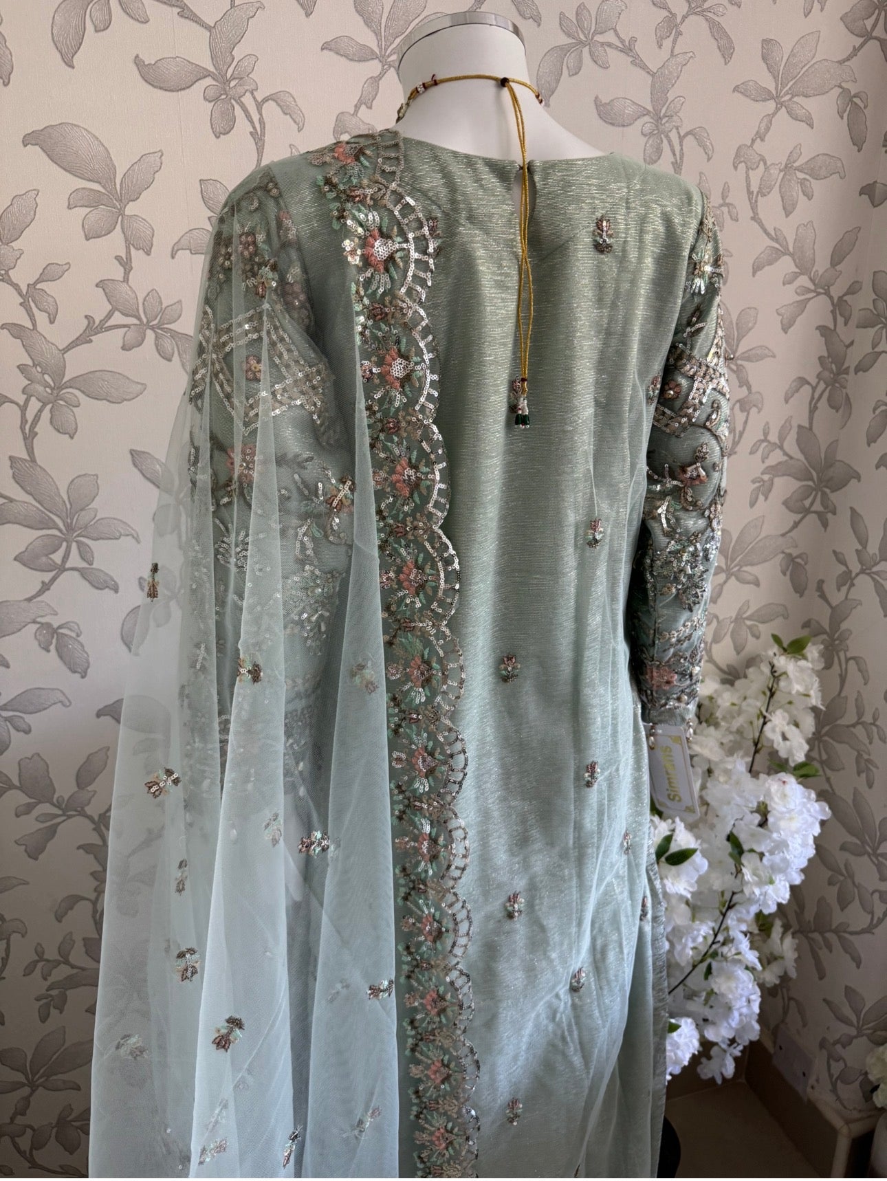PEARLS Luxury Hand-Embellished Pakistani 3 pcs Suit