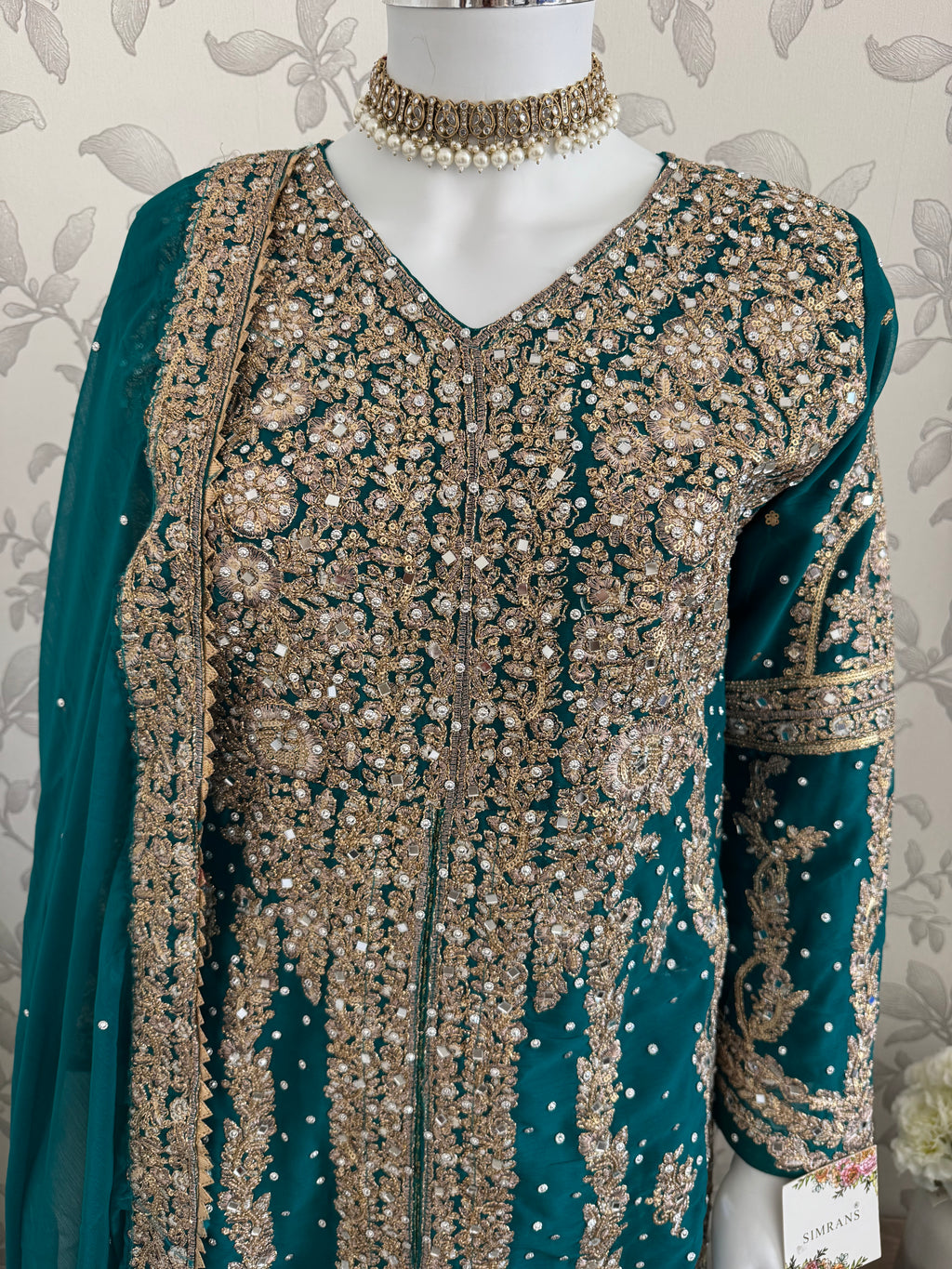 AFREEN Heavy Embroidered 3-piece Chiffon Suit | Pakistani Wedding Dress