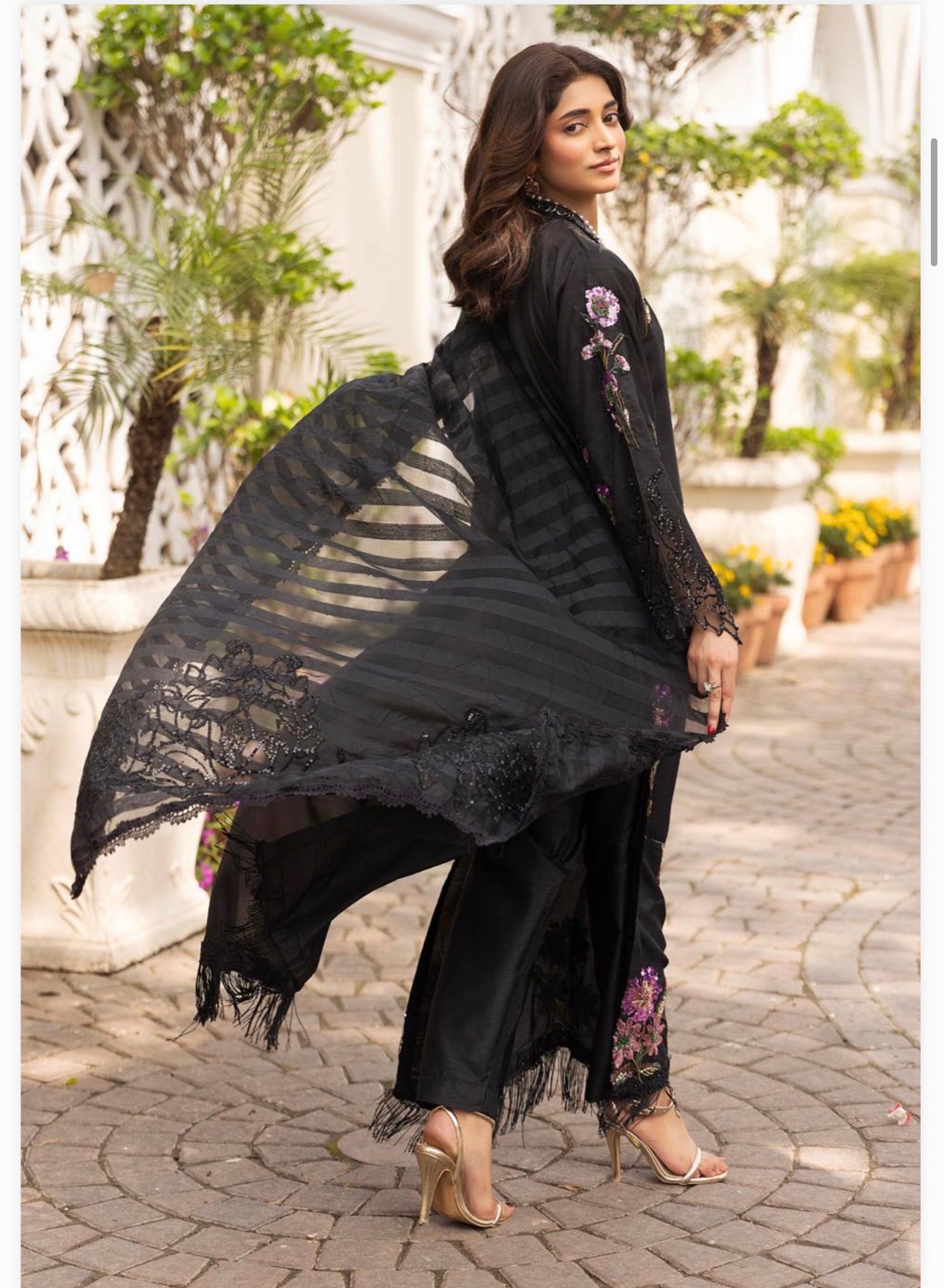 Black Floral Embroidered Pakistani 3 Piece Suit – Luxury silk Collection