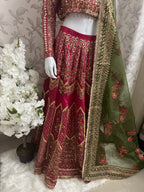 Pakistani Bridal Lehenga Choli – Fuchsia Pink Embroidered Wedding Dress with Green Organza Dupatta