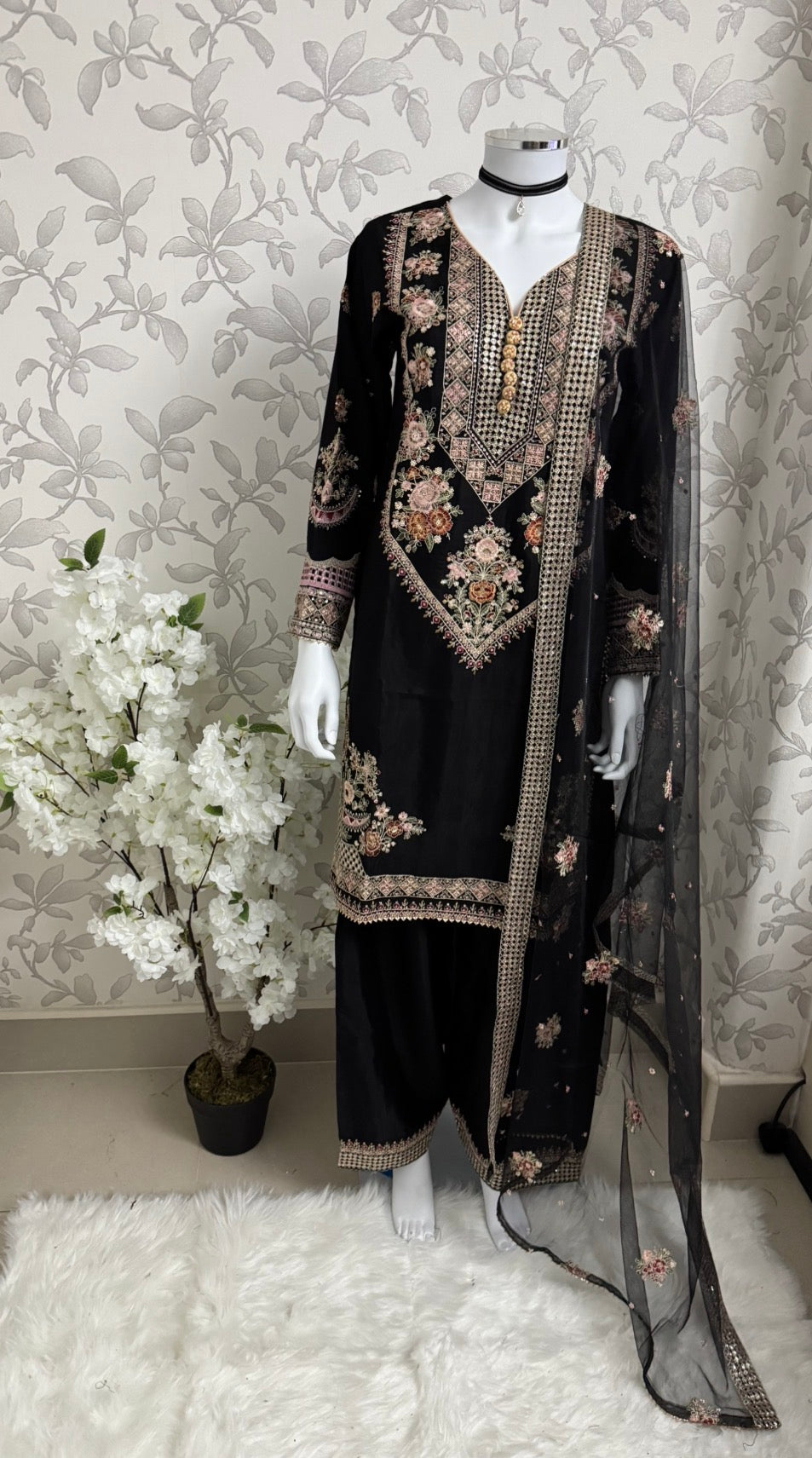 Black Embroidered Pakistani 3 Piece Suit – Luxury Eid Festive Wear