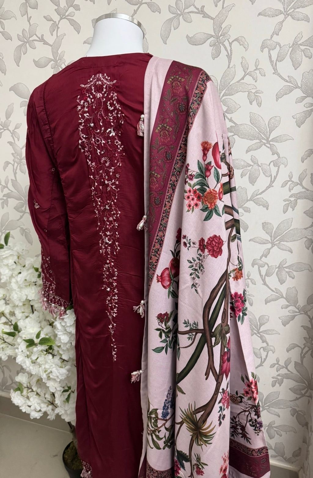 HUSN-E-EID Maroon Embroidered Pakistani 3 piece suit