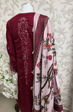 HUSN-E-EID Maroon Embroidered Pakistani 3 piece suit