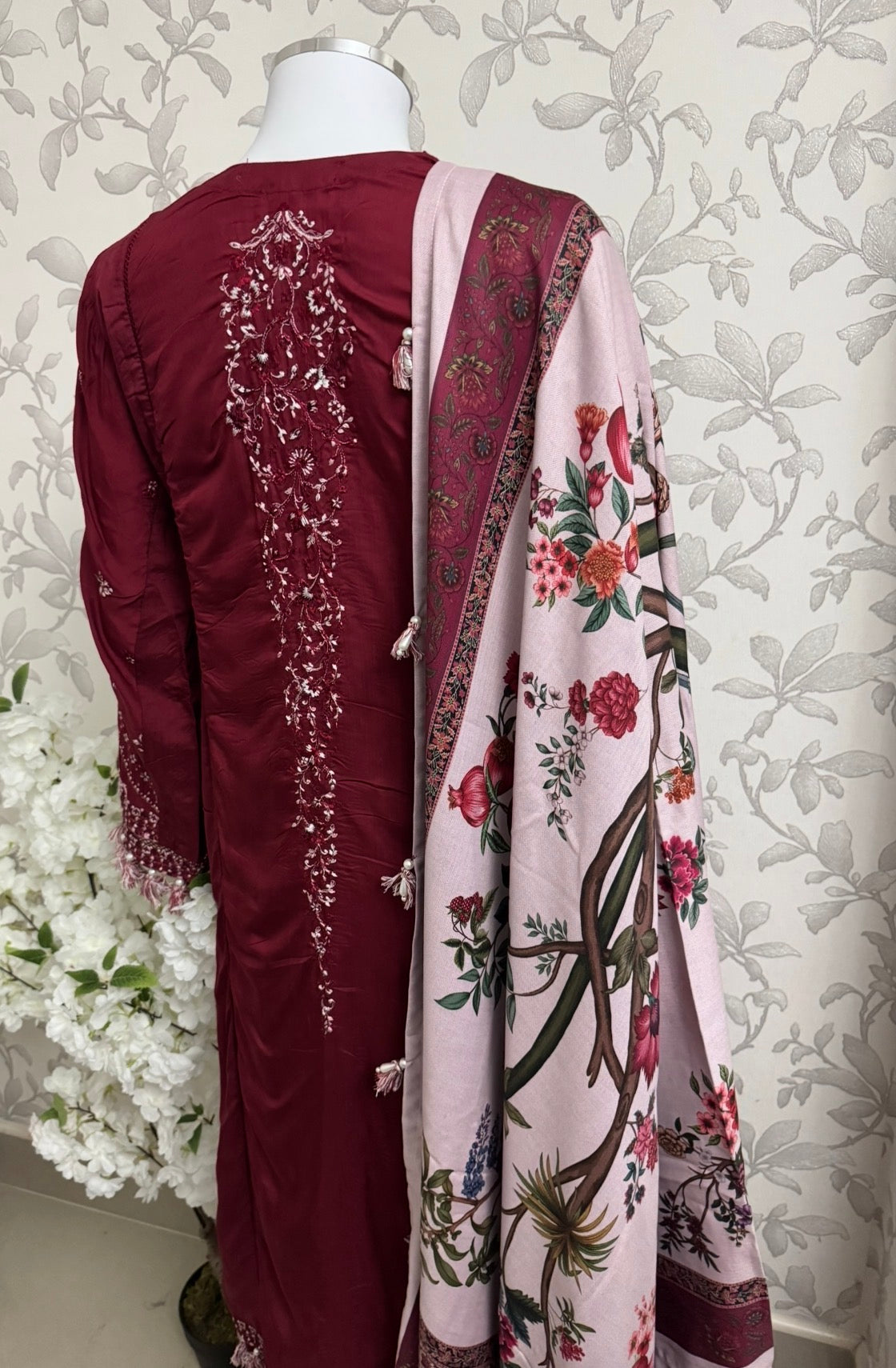 HUSN-E-EID Maroon Embroidered Pakistani 3 piece suit