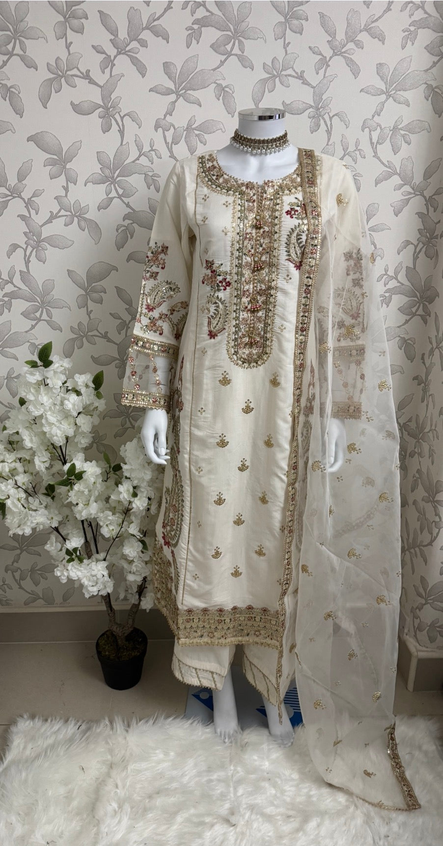 Ivory Cream Embroidered Pakistani 3 Piece Suit – Luxury Eid Festive Wear