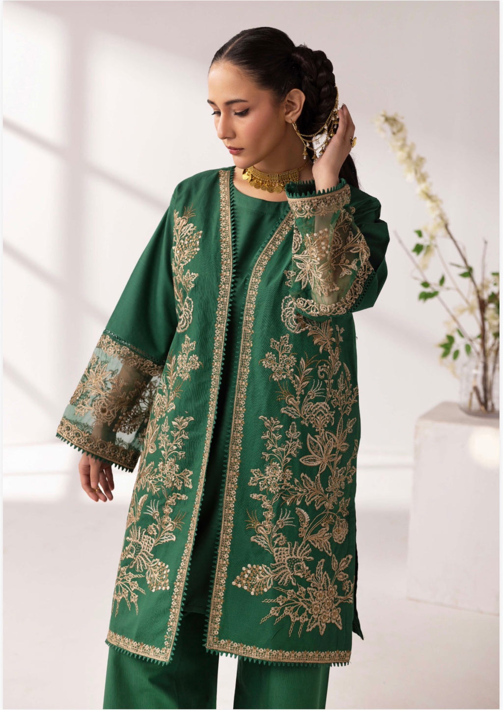 Khaddar Lux Premium Embroidered Suit – 4 Piece Collection