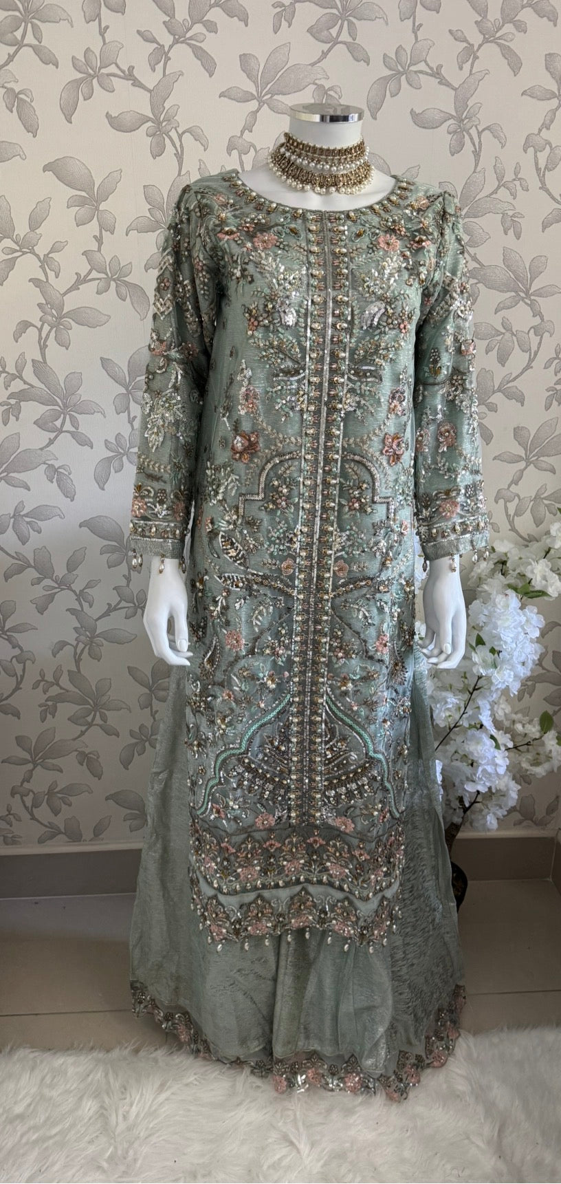 PEARLS Luxury Hand-Embellished Pakistani 3 pcs Suit