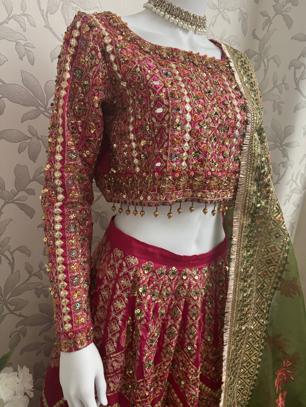 Pakistani Bridal Lehenga Choli – Fuchsia Pink Embroidered Wedding Dress with Green Organza Dupatta