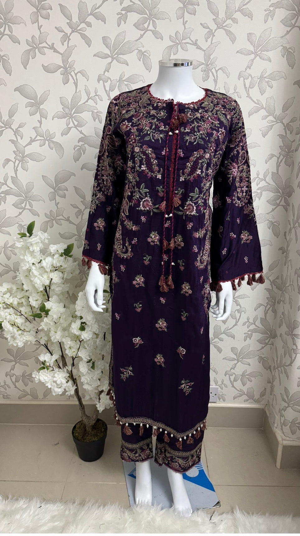 HUSN-E-EID Plum Purple Embroidered Luxury-3 Piece Suit
