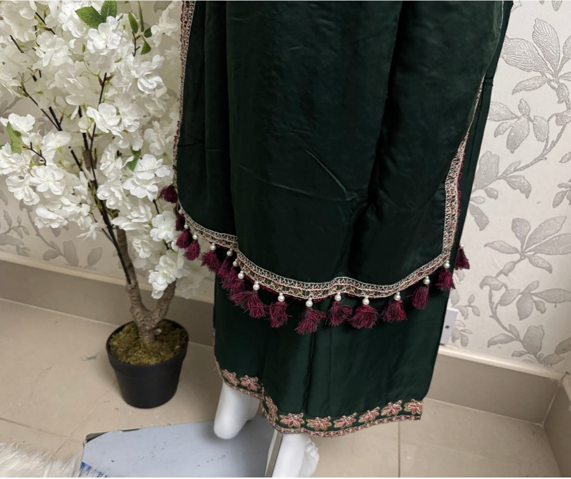 HUSN-E-EID Emerald green Embroidered -3 pieces Suit