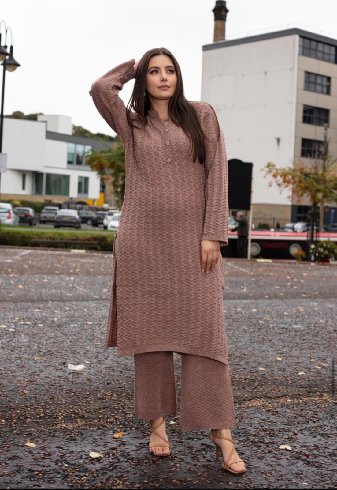 SIMRANS Knitwear Co-ords Set – Pink & Brown