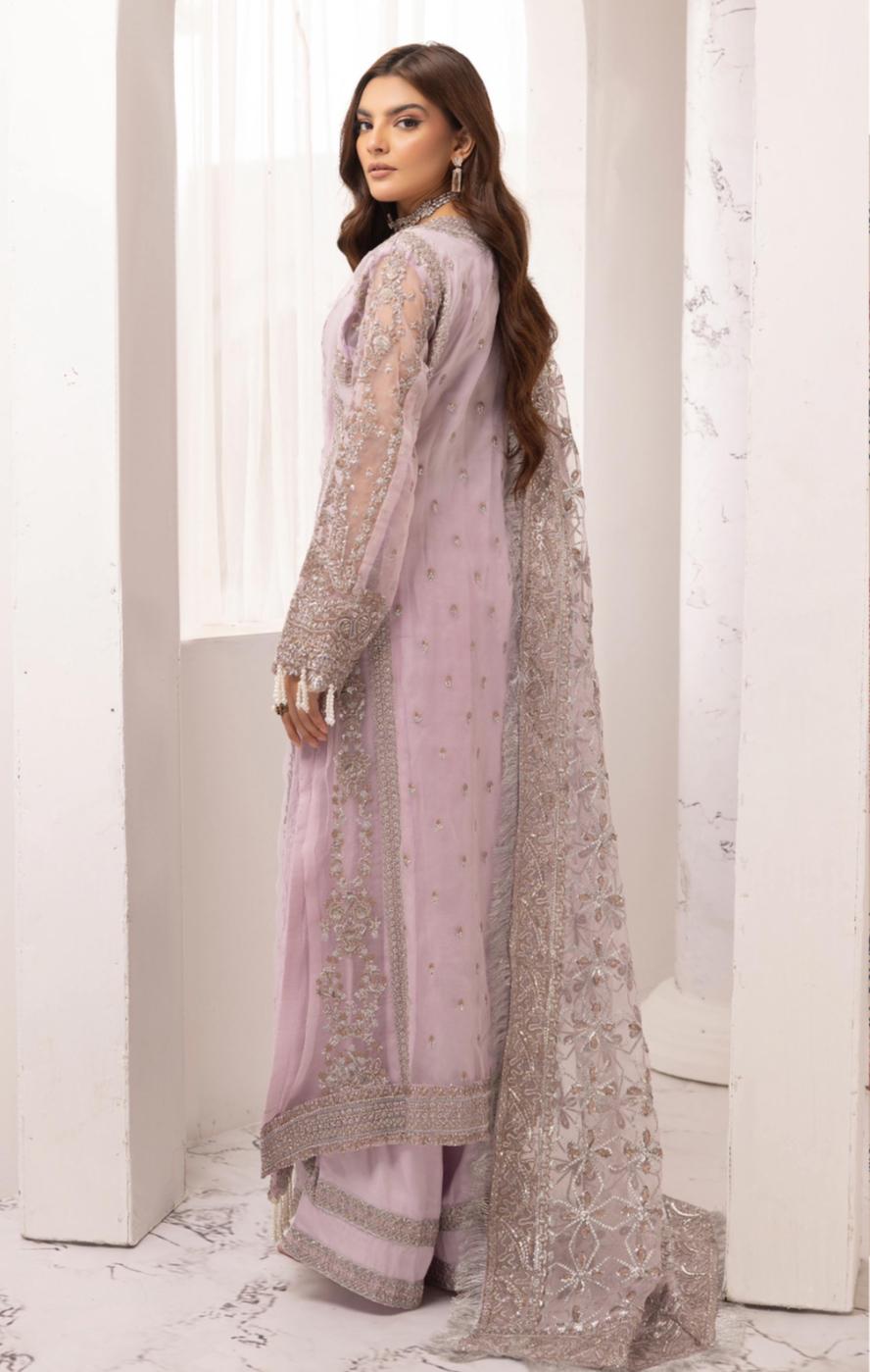 NUREH……heavy embroidered soft organza suit