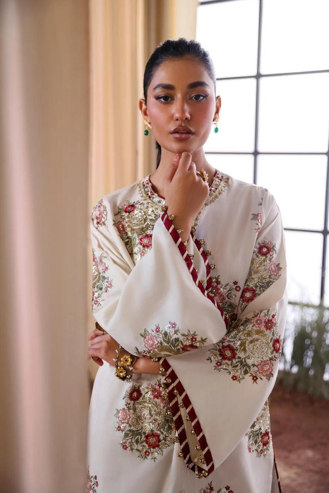LILLY….