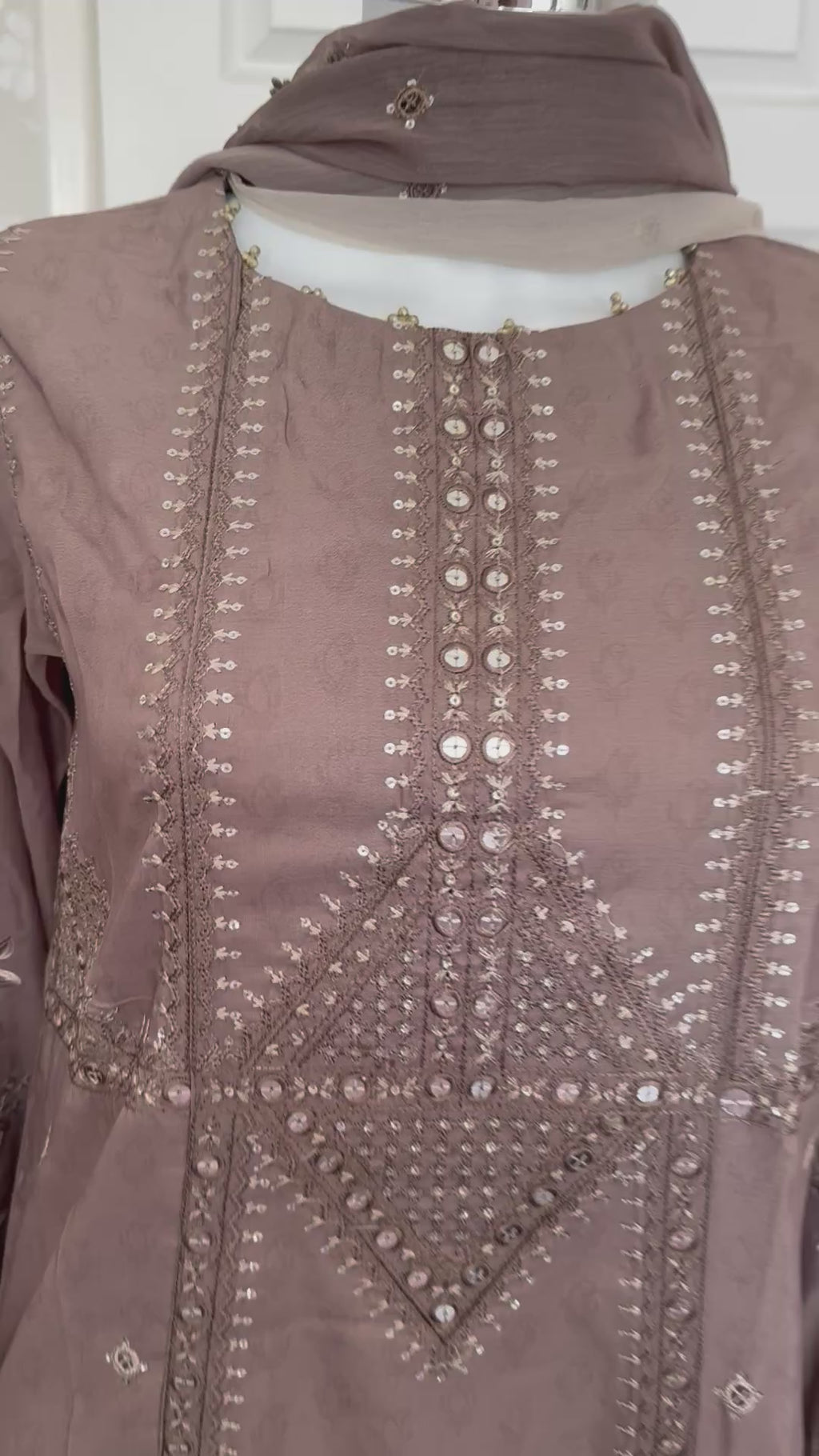 Luxury Lawn 3-Piece Suit with Dupatta | Pakistani Designer Wear