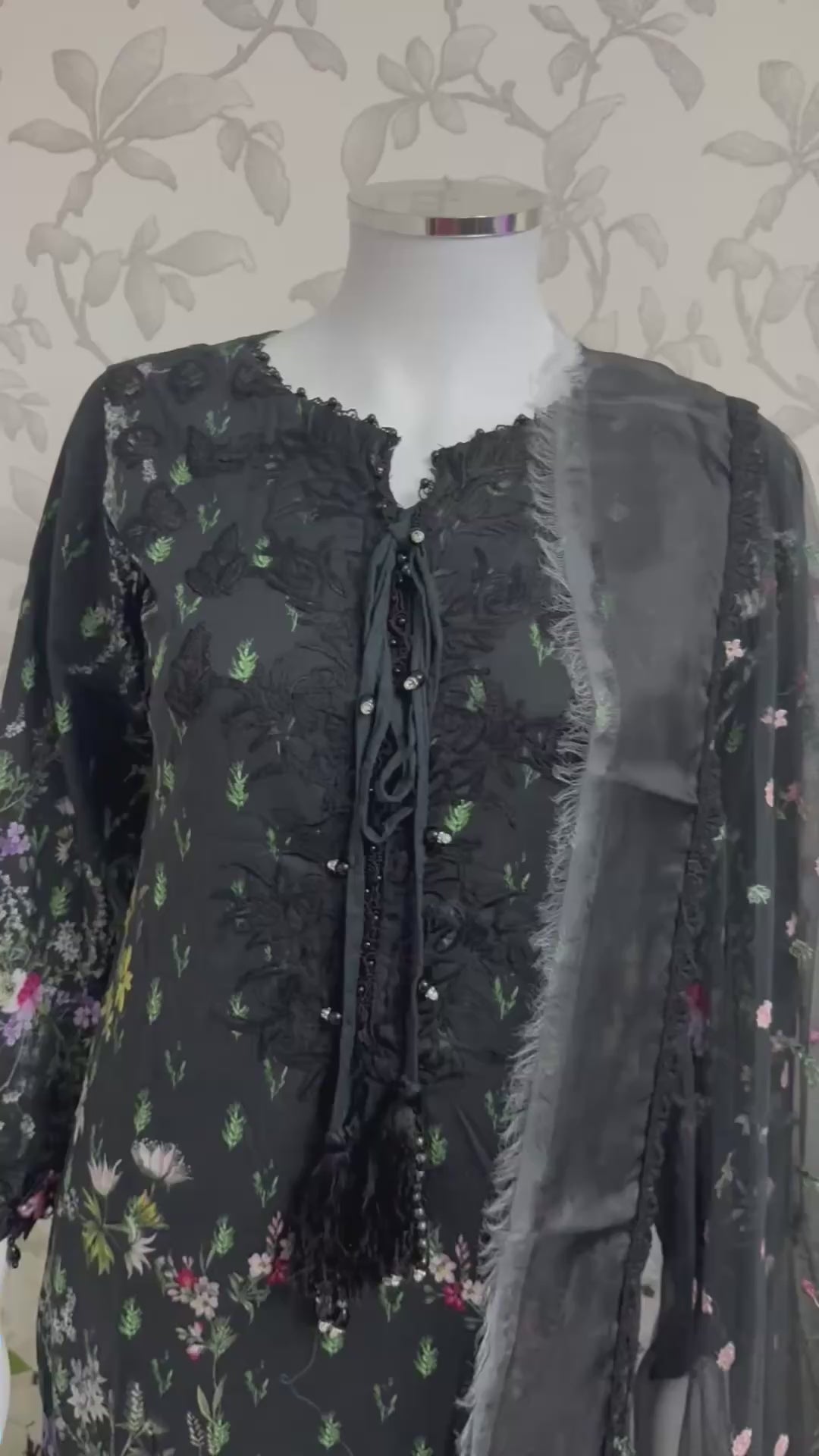 Black Floral Embroidered Lawn Suit – Luxury Pakistani 3 Piece Set with net Dupatta