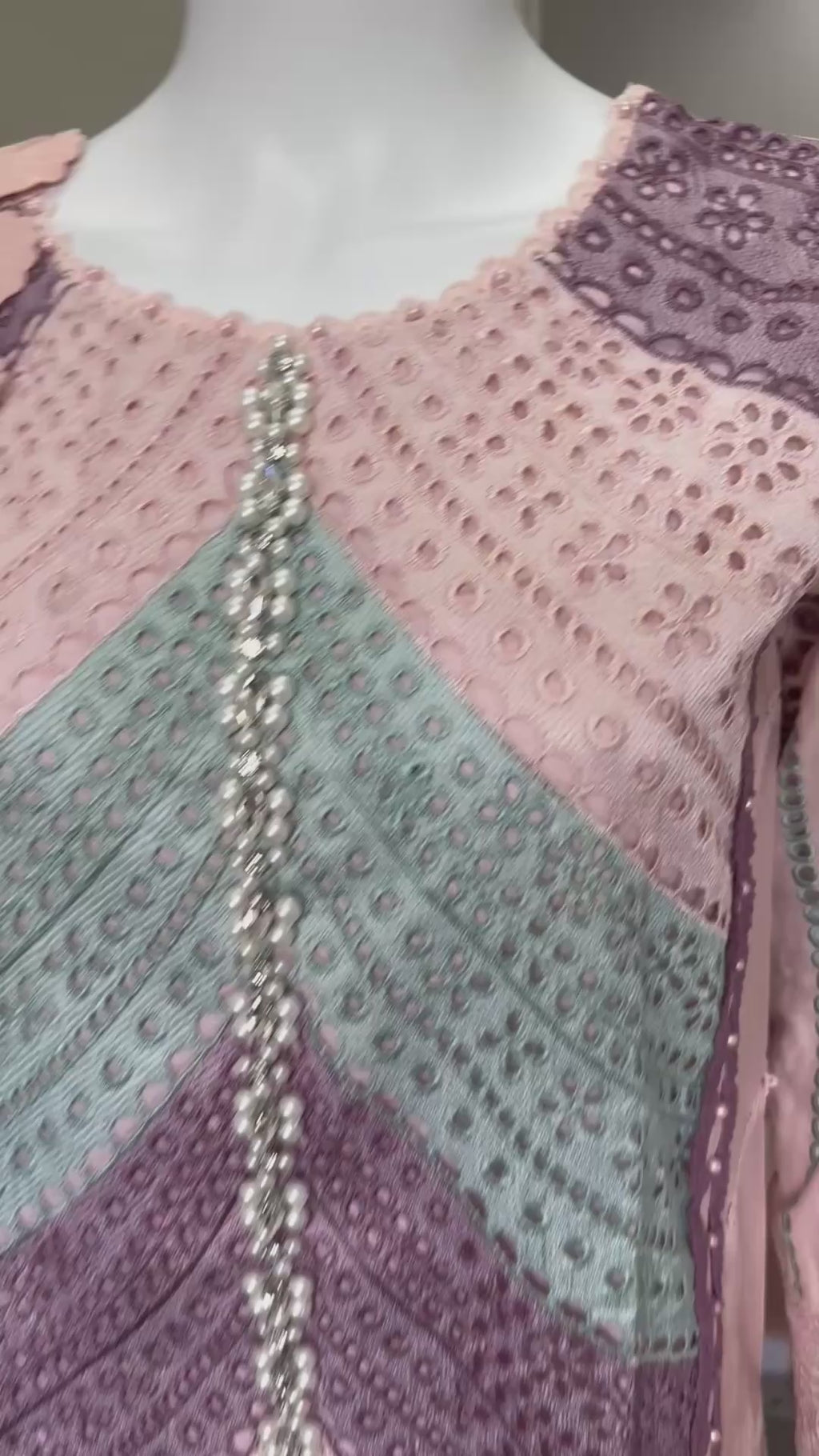 Pastel Bloom Luxury Lawn Suit – 3 Piece Collection